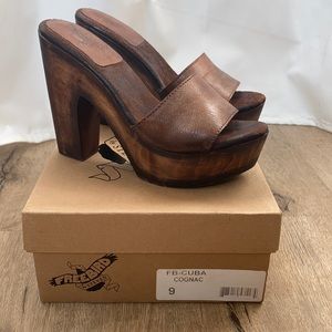 Freebird by Steven Cuba heels size 9